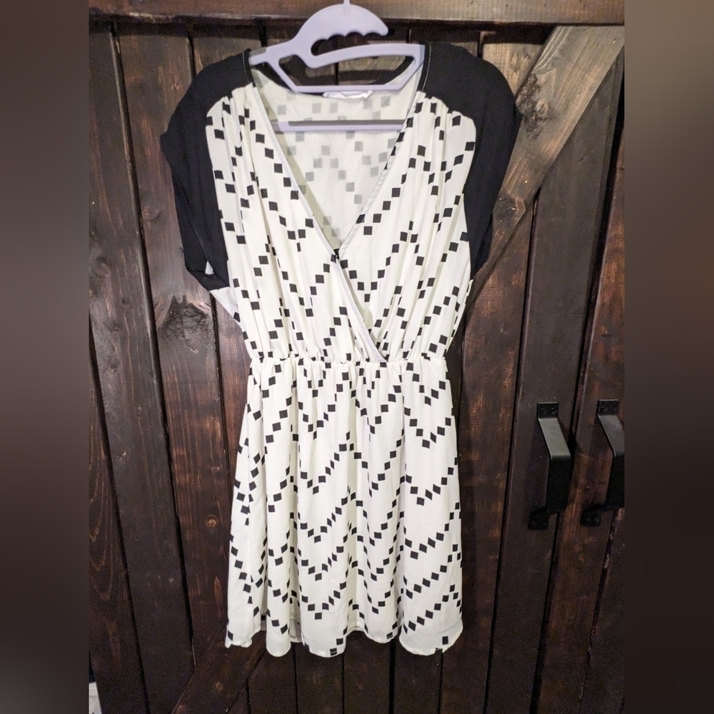 BLACK and white patterned dress